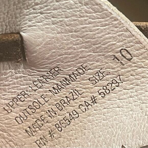 TOMMY BAHAMA Tropical Leather Sandal, Resort, Vacation, Pool, Lounge, Beach 10 - Picture 4 of 5